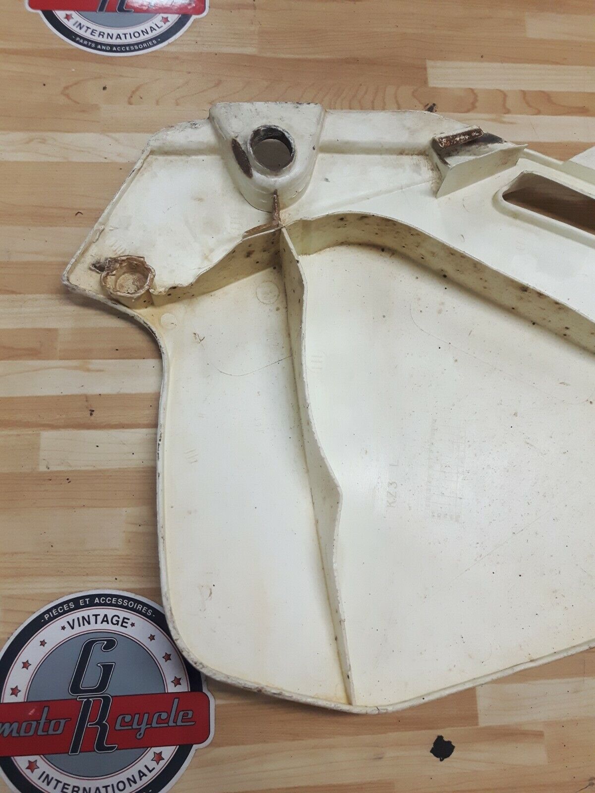 Honda CR250R 1990 left side cover panel number plate
