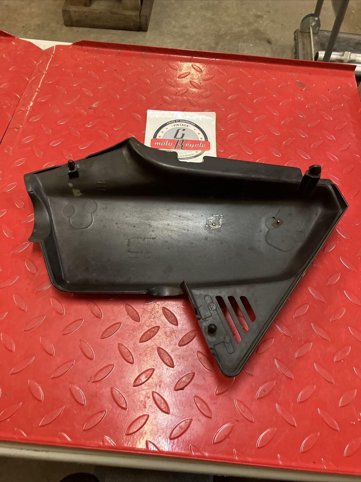 Honda CB750K 1979 right side cover panel fairing black