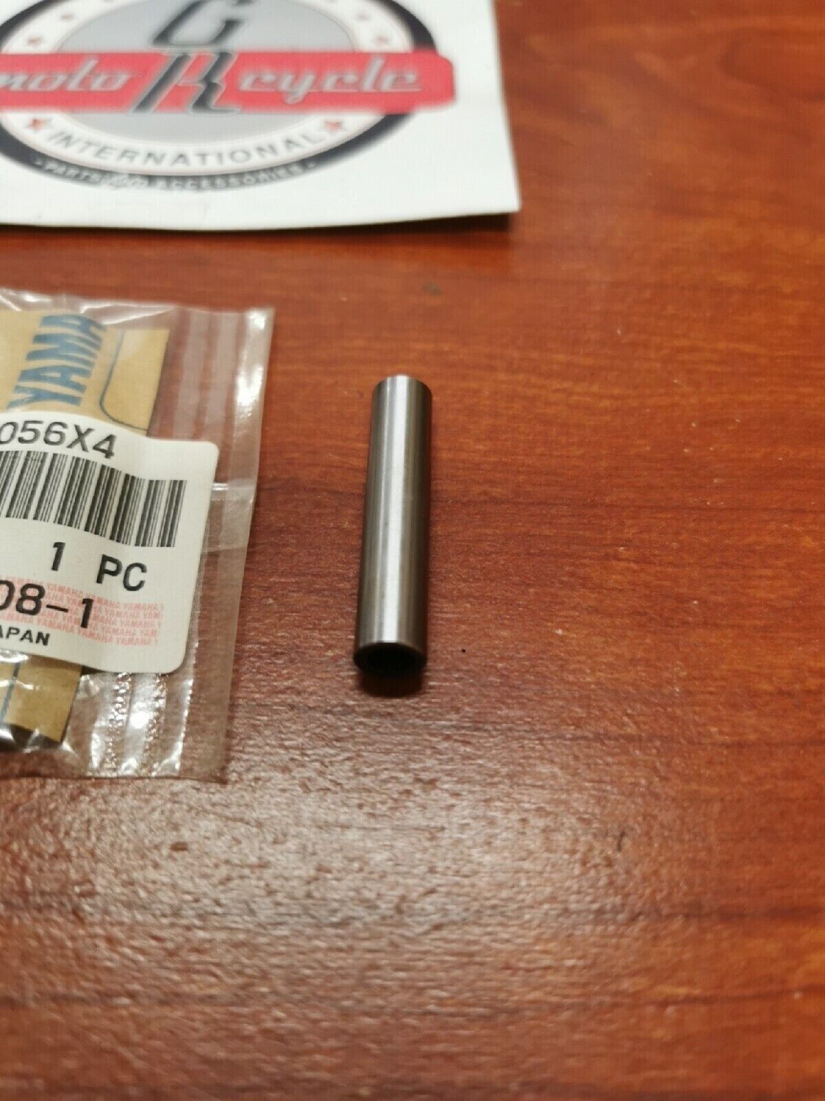 NOS Yamaha COLLAR 90387-056X4-00 SUB. 90387-0514T-00 Y70