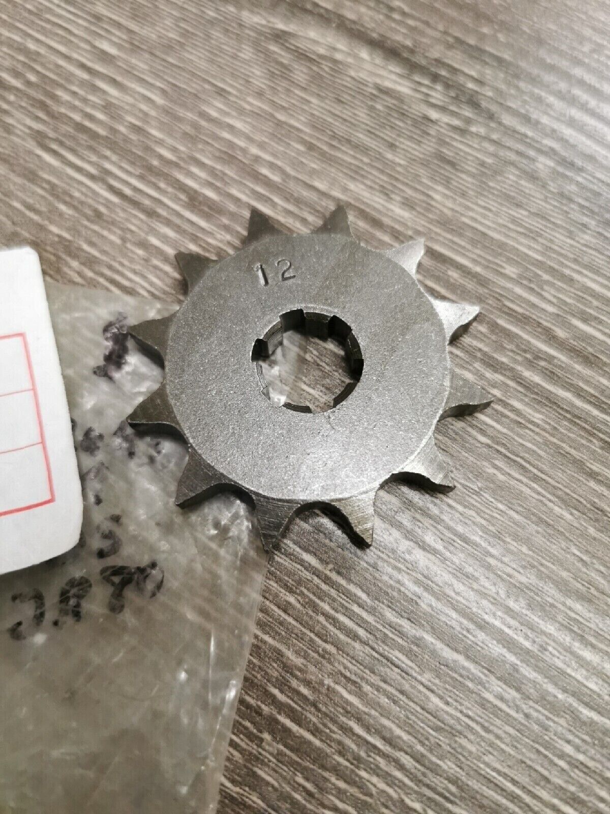 NOS SUZUKI ENGINE SPROCKET 27511-46700 S11