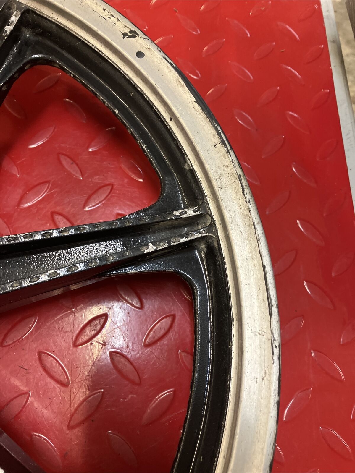 Yamaha RD400 1977 Front wheel 1976