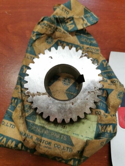 NOS Yamaha 1973 1974 TX750 PRIMARY DRIVE GEAR MARKED 25 341-16111-01-25 Y118