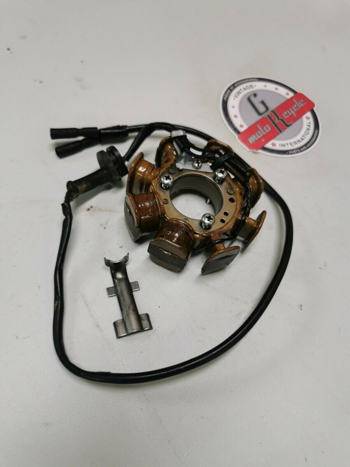 Honda XR200R 1984 stator alternator generator magneto XR250R .