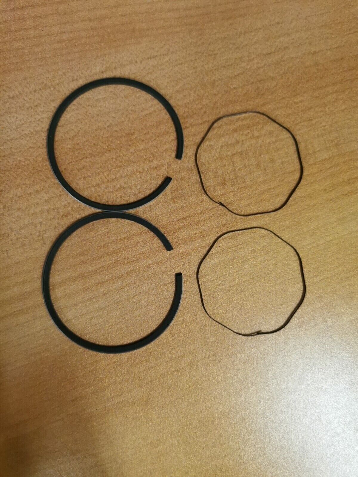 NOS YAMAHA CS2 1968 PISTON RING SET STD 237-11601-00-00 Y48