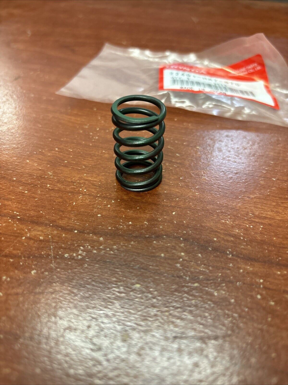 NOS Honda TRX300 TRX300FW TRX350 D TRX400FW CLUTCH SPRING 22401-HA7-670 H144