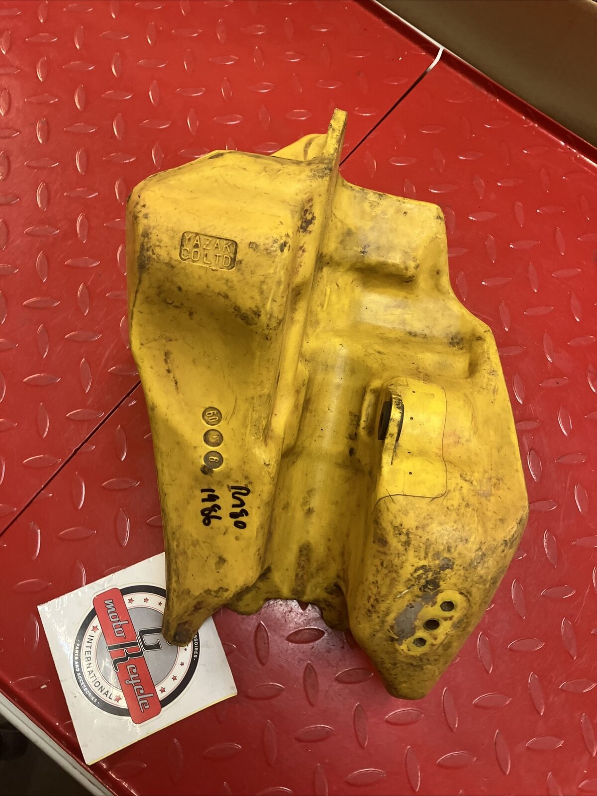 Suzuki RM80 1986 fuel tank gas petrol reservoir