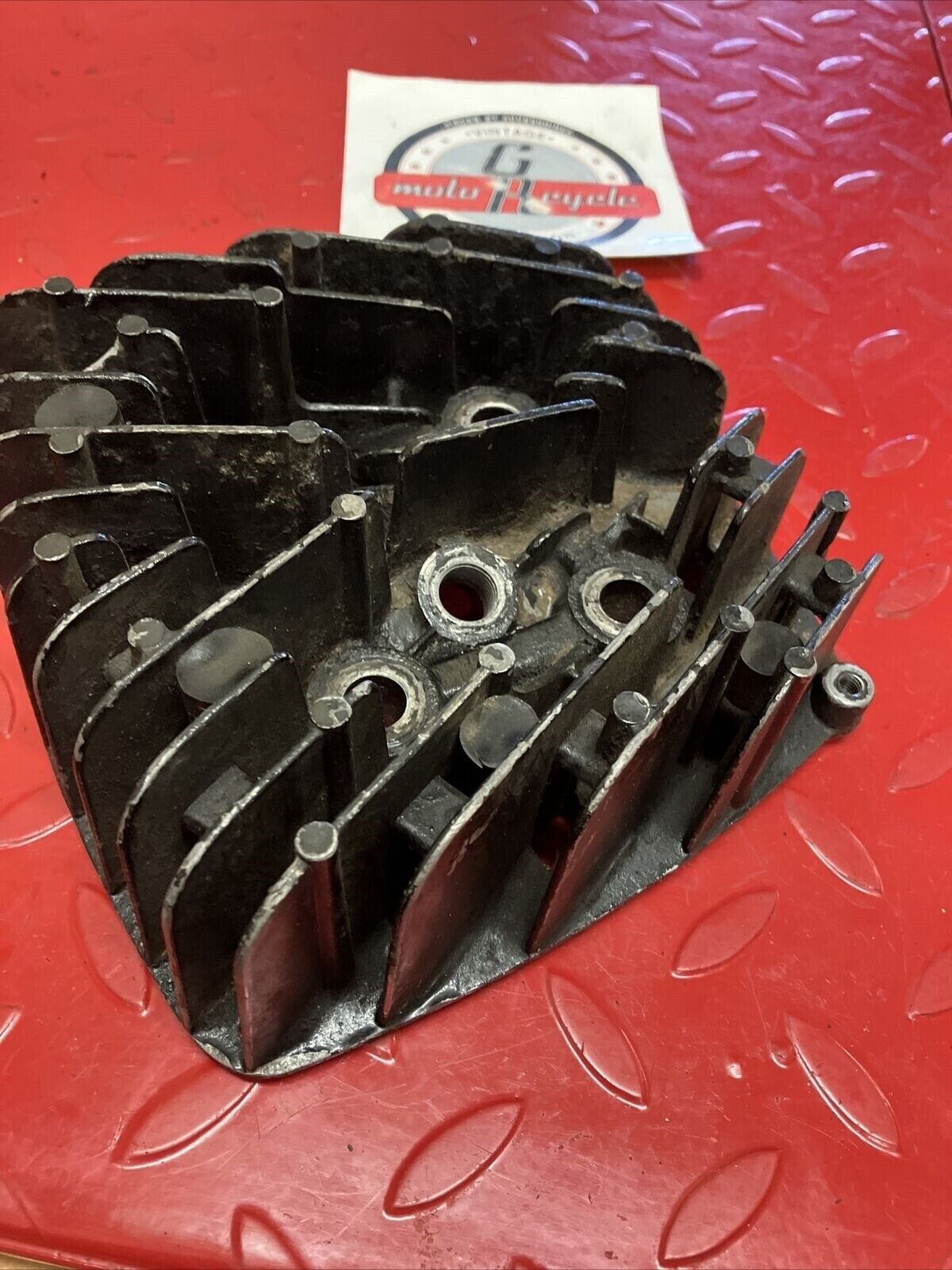 Suzuki RV125 1973 cylinder head jug barrel cover