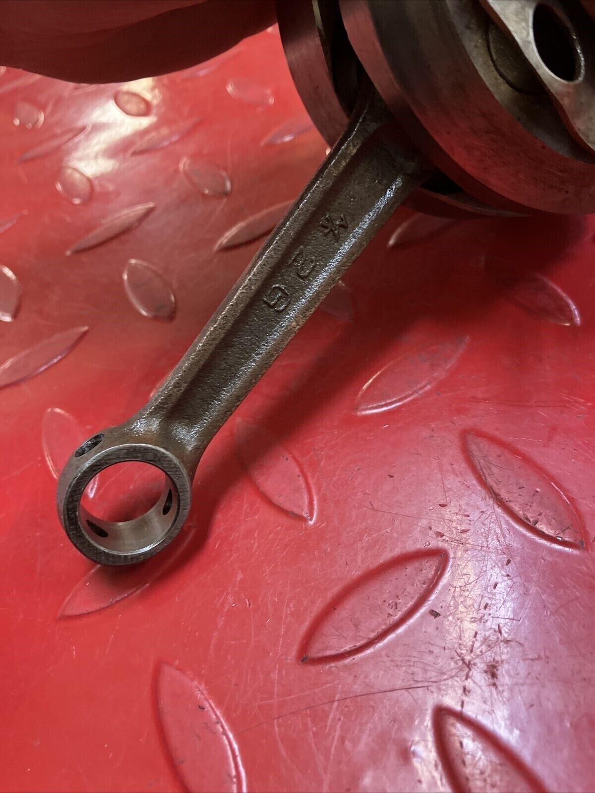 Kawasaki G4TR 1972 crankshaft crank shaft