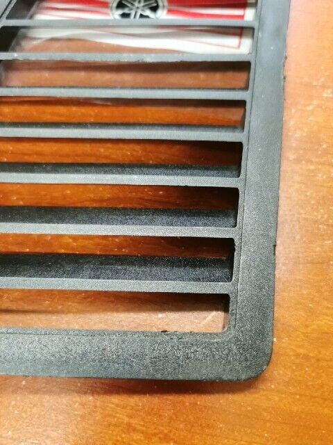Yamaha EC340 ET250 ET300 ET340 LOUVER 1 8F3-77131-00-00 Y179
