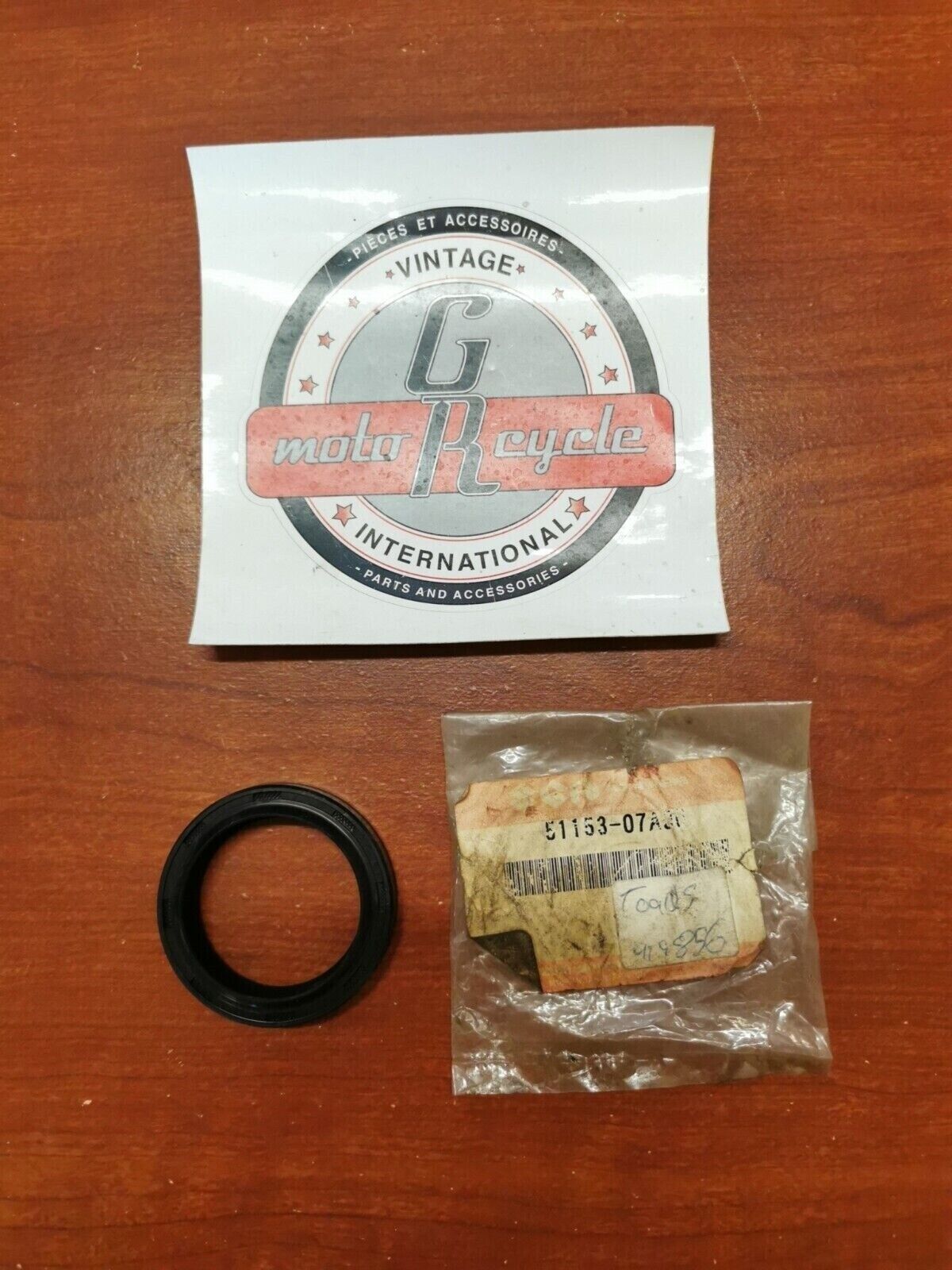 NOS Suzuki GV700 FRONT FORK OIL SEAL 51153-07A00 S20