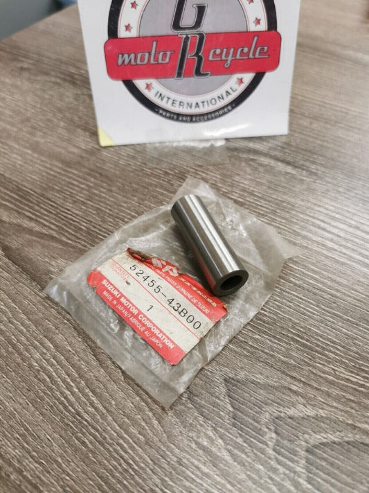 NOS SUZUKI SUSPENSION SPACER 52455-43B00 S11