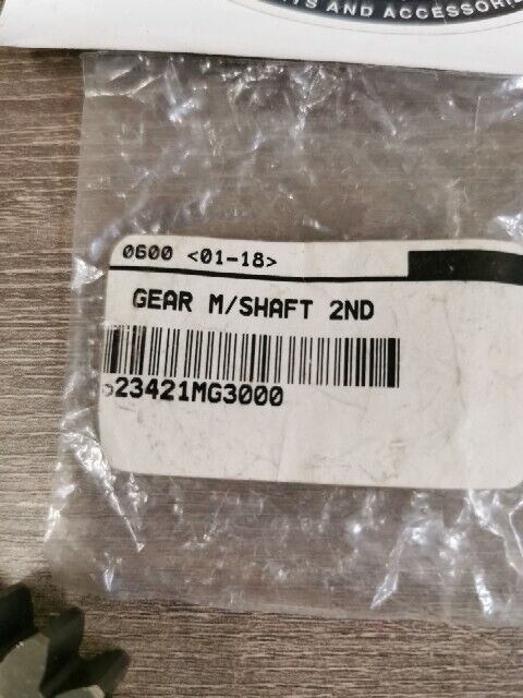 NOS HONDA XL600R XL600L XR500R GEAR MAINSHAFT SECOND 17T 23421-MG3-000 H112