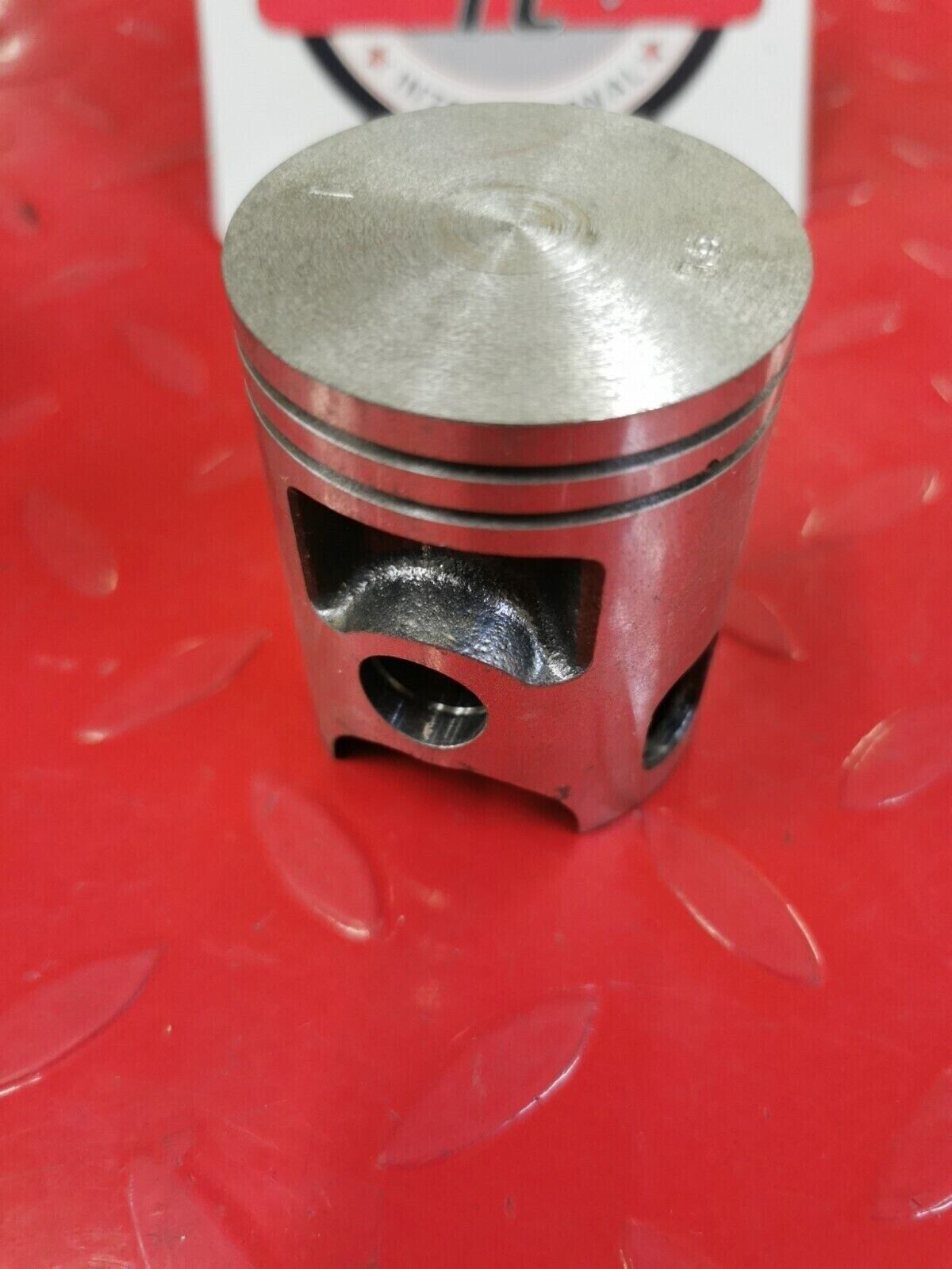 NOS YAMAHA RS100 1975 1976 PISTON STD 463-11631-01-96 Y50