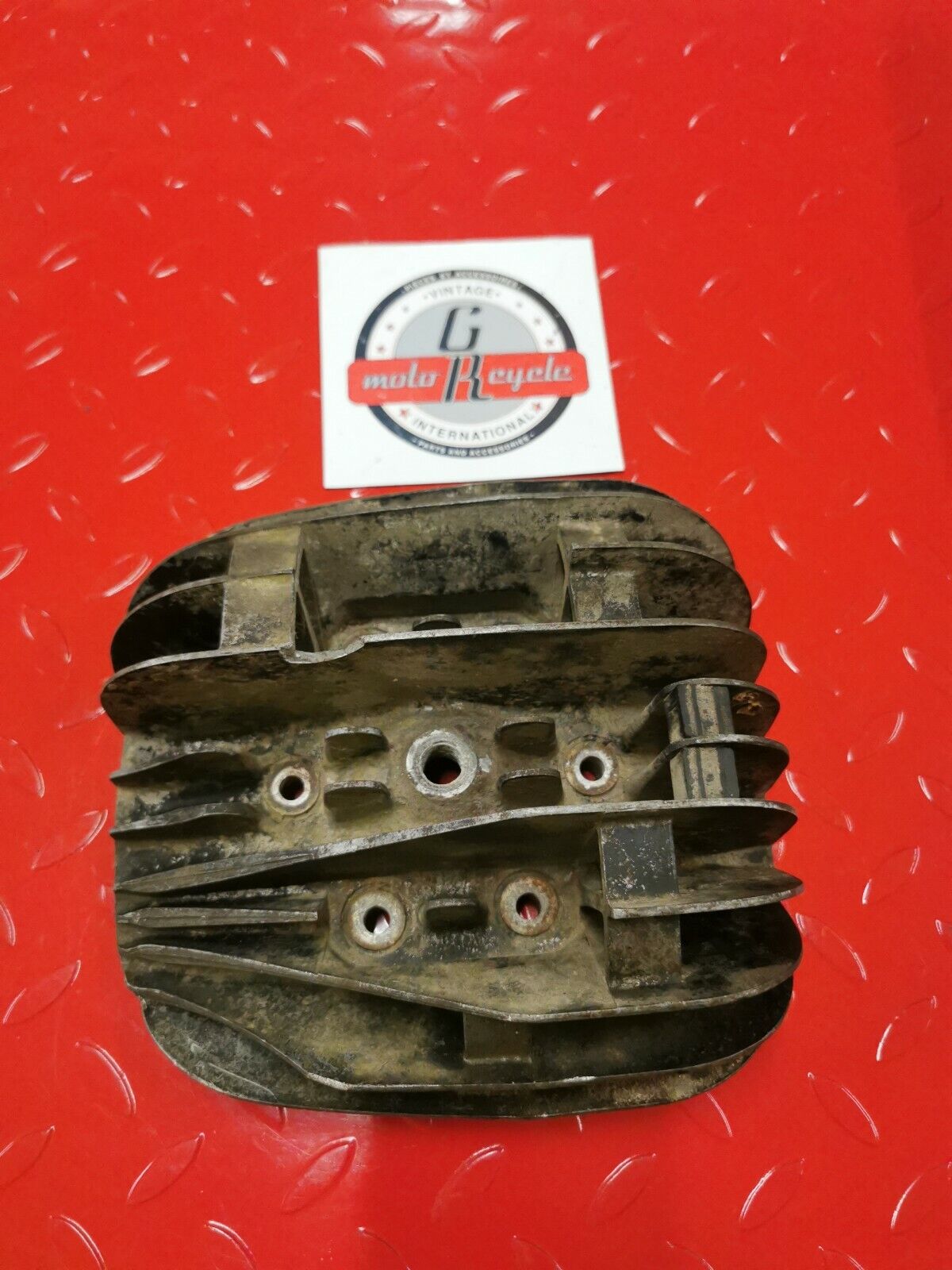 Yamaha DT250 1977 cylinder head jug barrel cover 1978