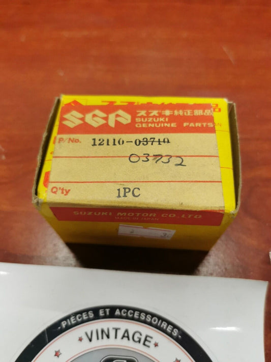 NOS Suzuki 1968 80K10 80K11 80K15 PISTON 1.0 12110-03710 S32
