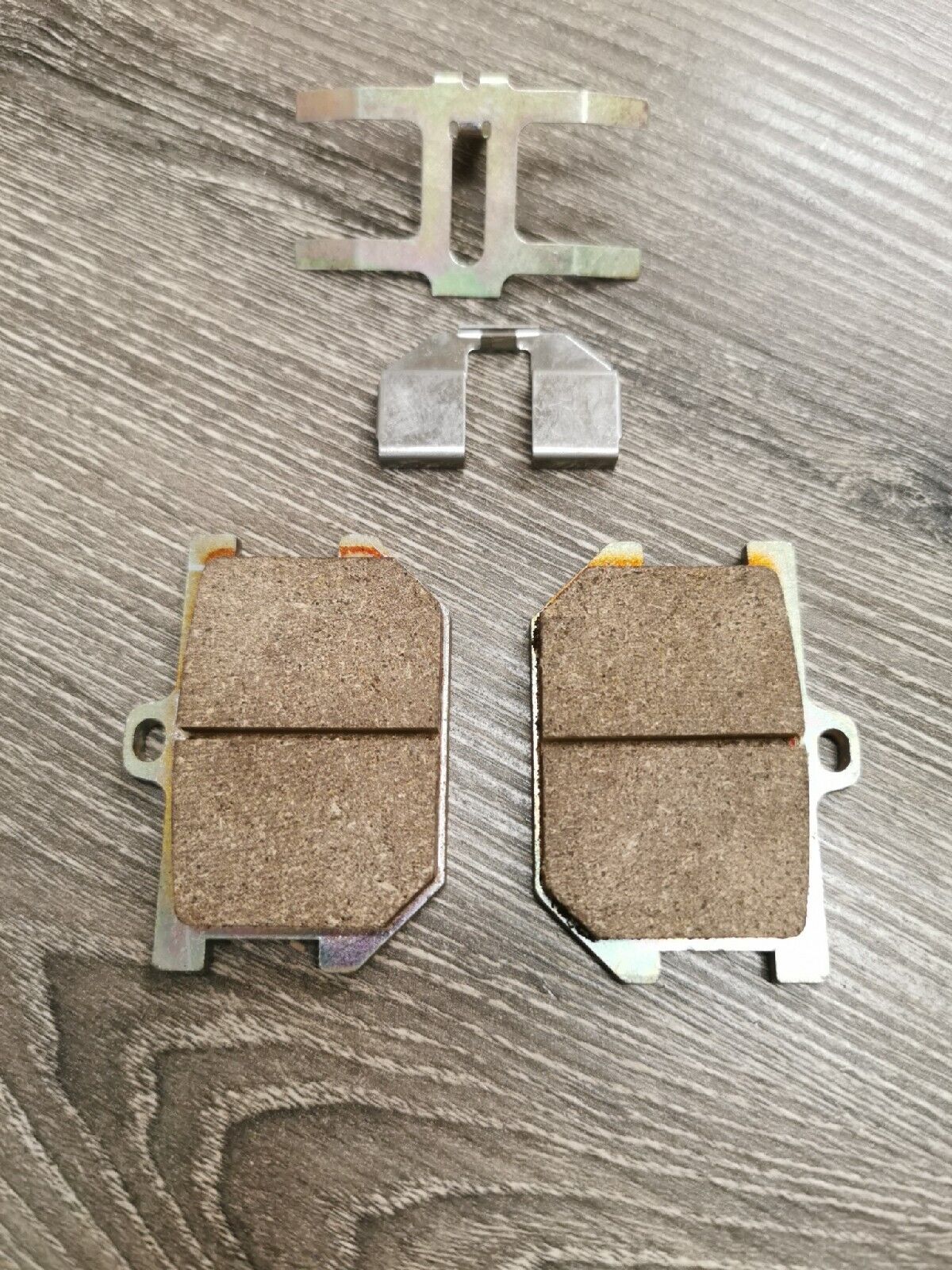 NOS YAMAHA BRAKE PAD KIT   1J3-20000-13-00 Superseded by 4K0-W0045-02-00 Y54