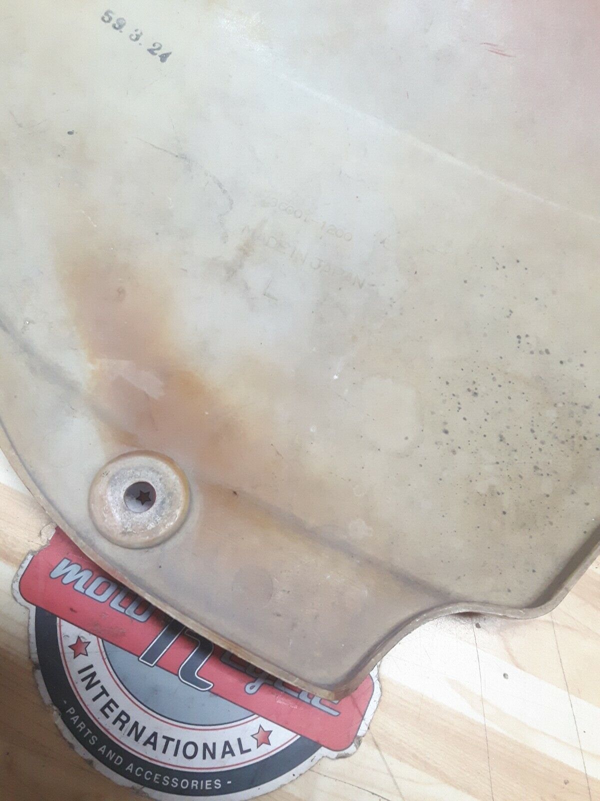 Kawasaki GPZ550 1984 right side panel cover