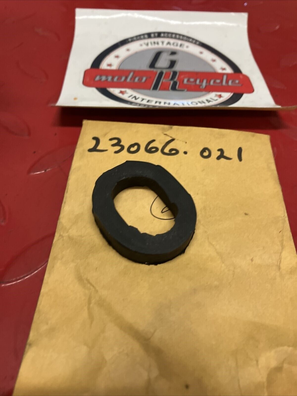 NOS KAWASAKI HEADLIGHT DAMPER RUBBER 23066-021 K19