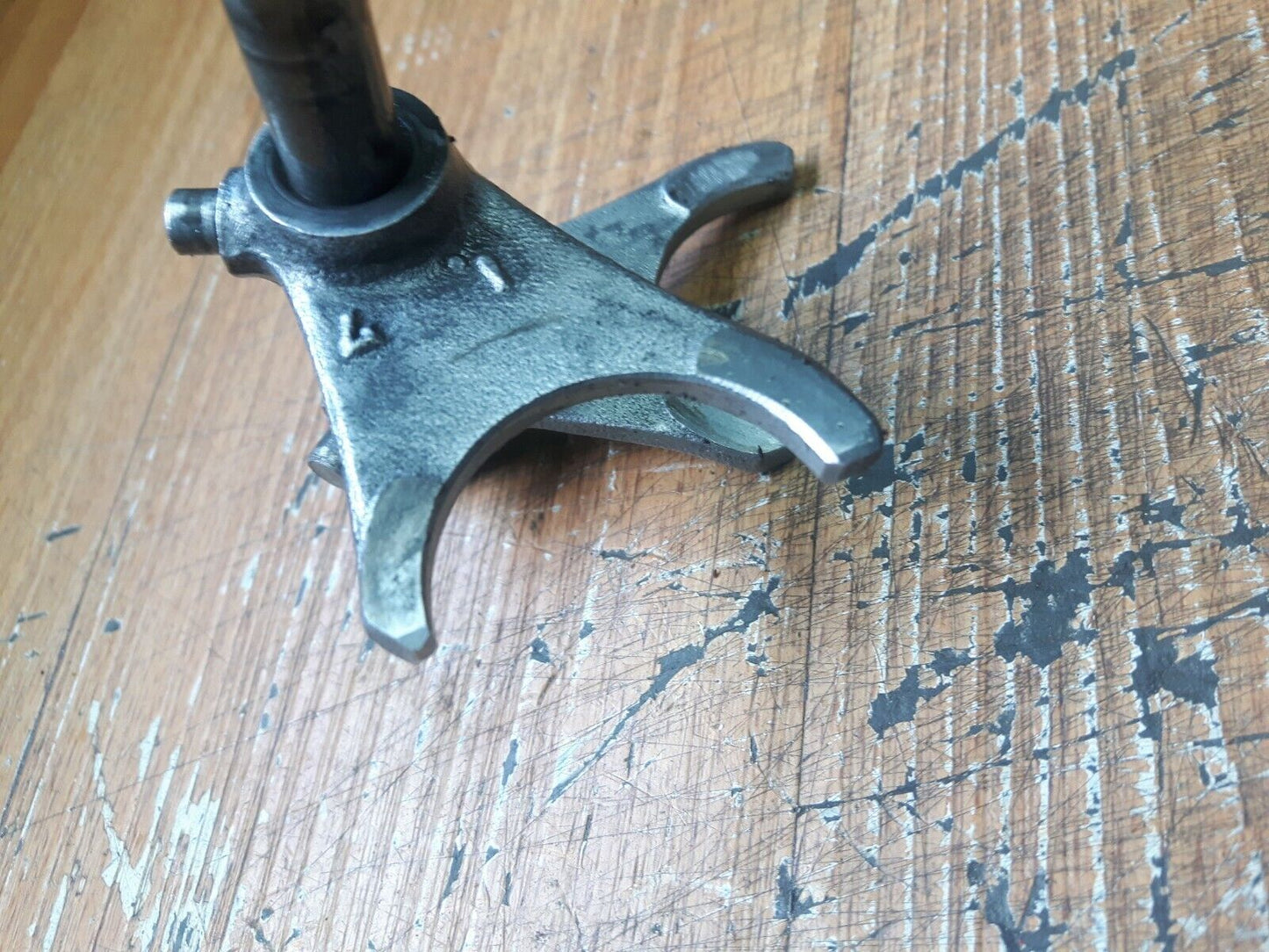 Suzuki RM125 1979 transmission fork gearshift RM100 TS100 TS125 25211-41301