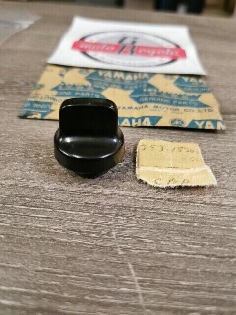 NOS YAMAHA XC125NC XC125ZS XC125M TW200 PLUG OIL LEVEL 353-15362-00-00 Y169