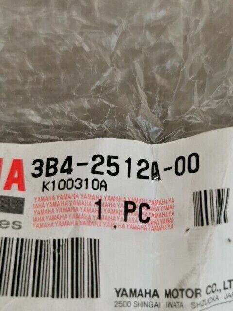 NOS YAMAHA  YFM7FGPHW YFM70KDXJG  YFM7FGZB CAP WHEEL 1HP-F512A-00-00 Y104