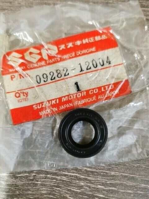 NOS SUZUKI JR50 LTA50 GT185 SEAL OIL 12X22X5  09282-12004 S53