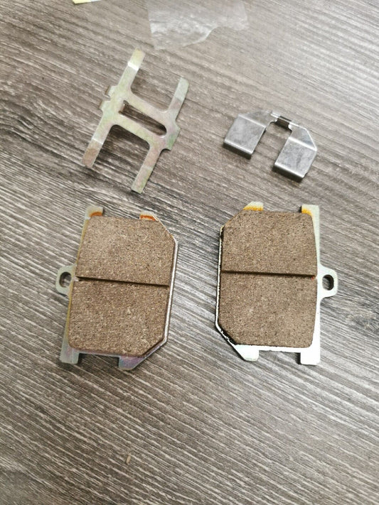 NOS YAMAHA BRAKE PAD KIT   1J3-20000-13-00 Superseded by 4K0-W0045-02-00 Y54