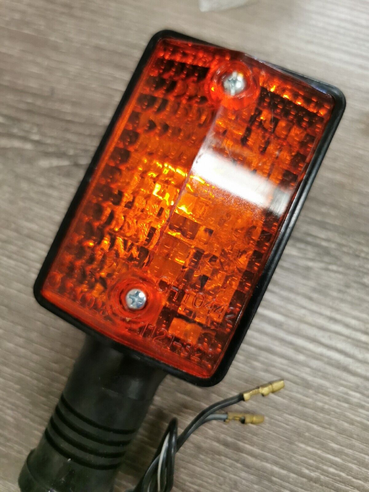 NOS YAMAHA  XT250   2020 FLASHER LIGHT  10V-83310-10-00 Y54