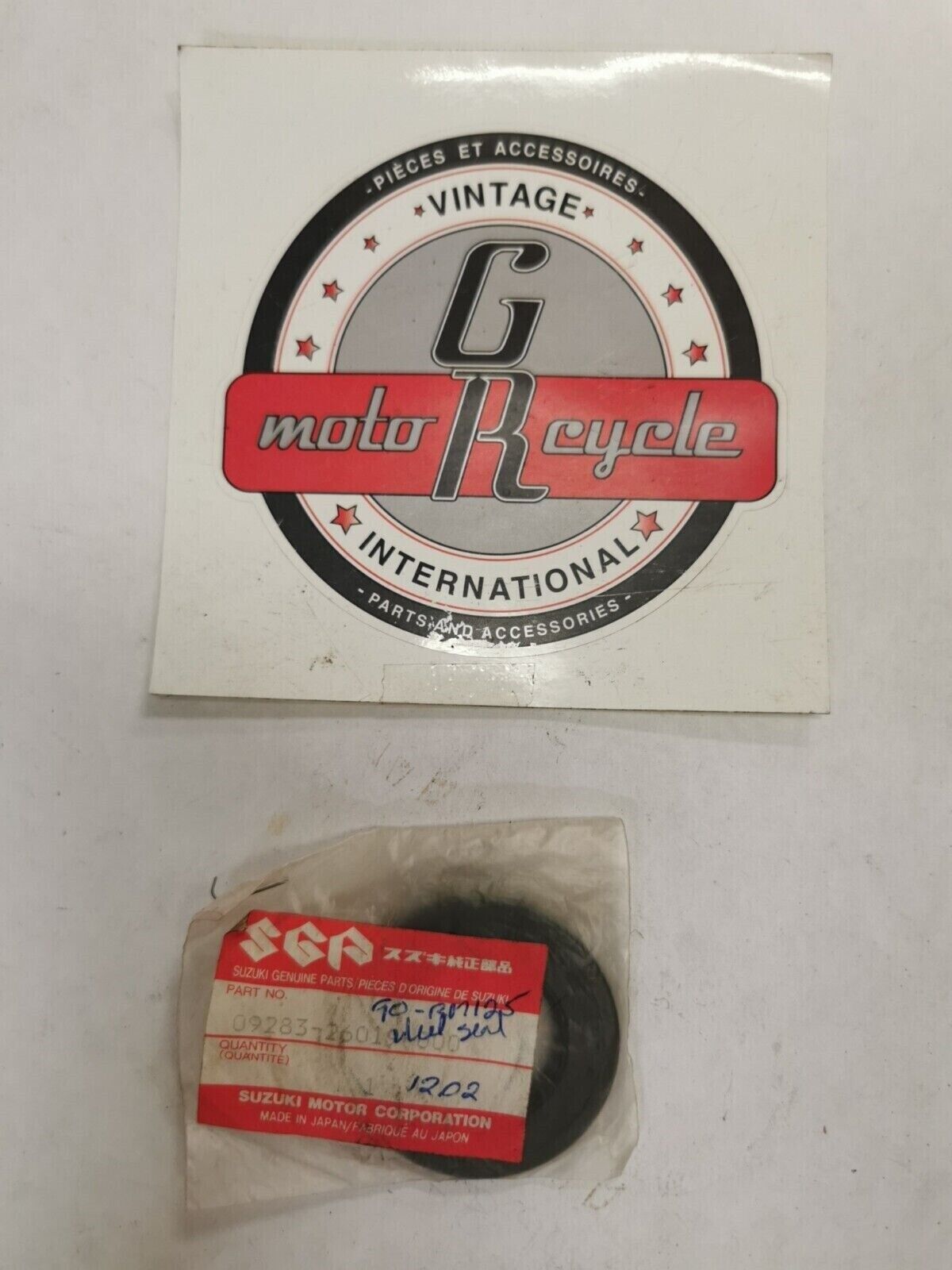 NOS SUZUKI DR650 DR250 DR350 RMX250 DUST SEAL 09283-26019 S28