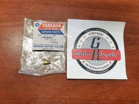 NOS Yamaha 1974 RD250 RD350 MAIN JET 137-14143-22-00 SUB 137-14143-22-A0 Y144