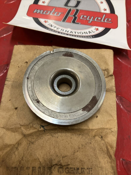 NOS Yamaha MAXIM XJ650 XJ700 XJ750 XJ900 PLATE 4H7-81845-00-00 Y25