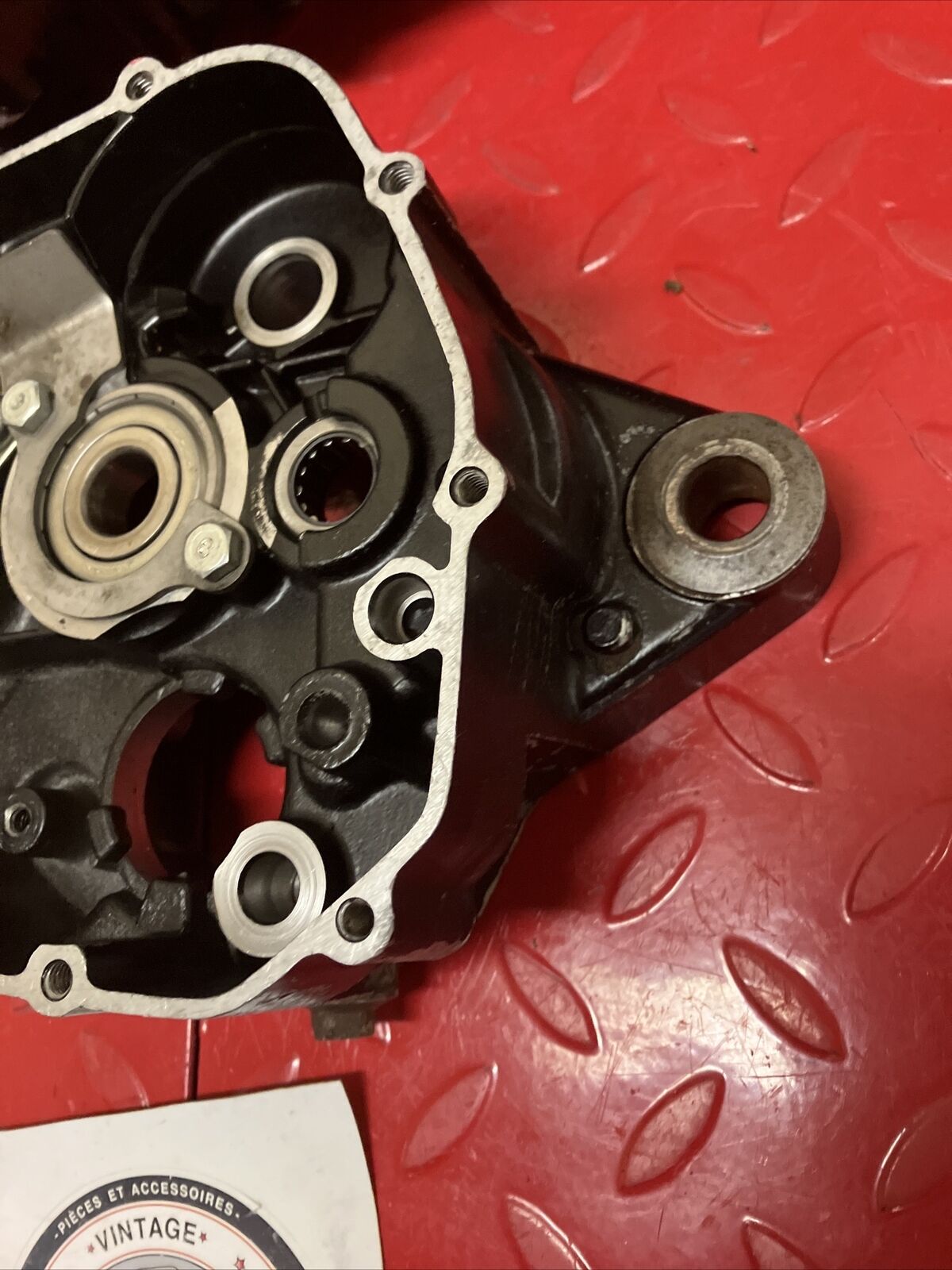Yamaha YZ125 1983 left right crankcase crank case 1984 NEED REPAIR