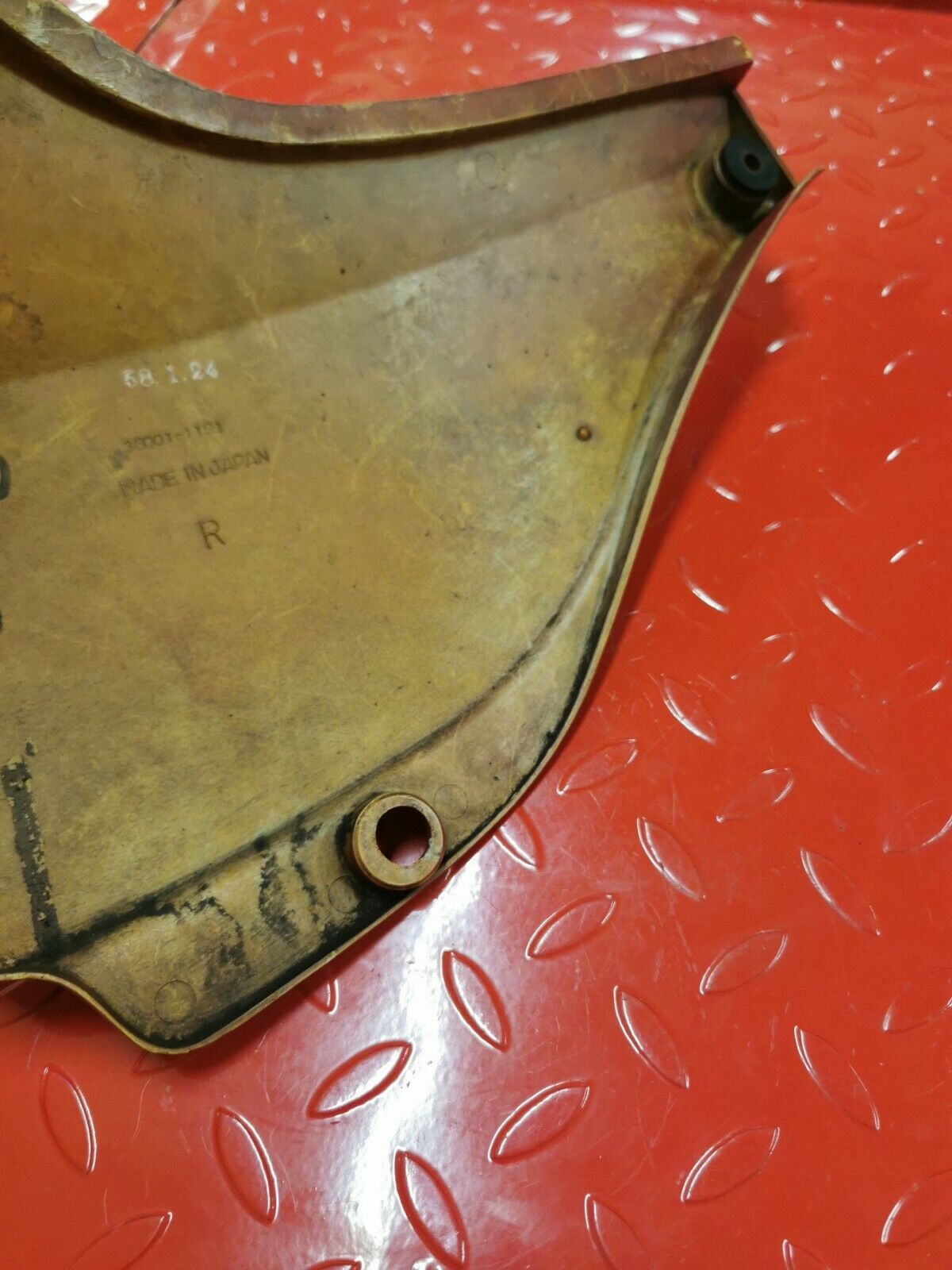 Kawasaki GPZ750 1983 right side cover panel fairing 1984