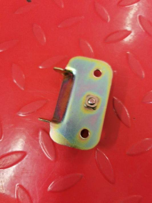 NEW SUZUKI SEAT BRACKET 45210-38B00 S11