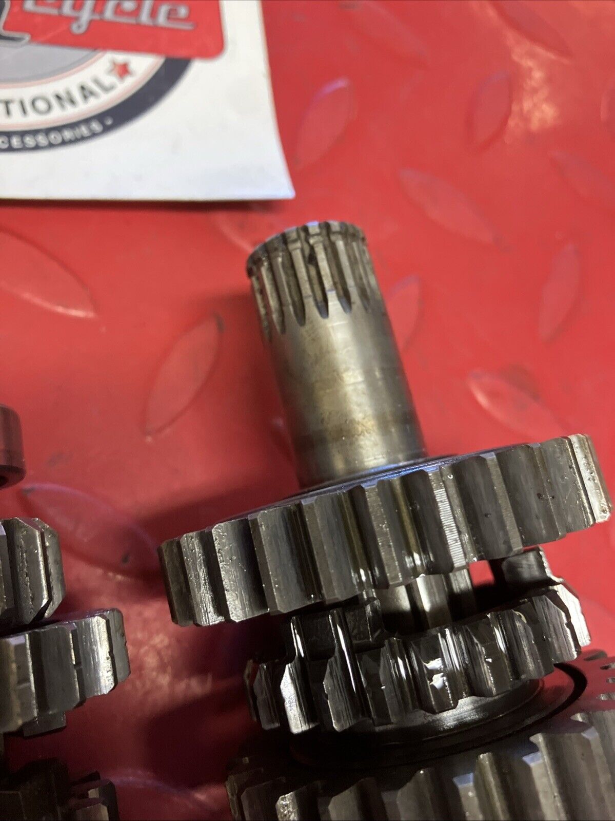 Suzuki RM125 1983 Transmission mainshaft countershaft gear shaft axle