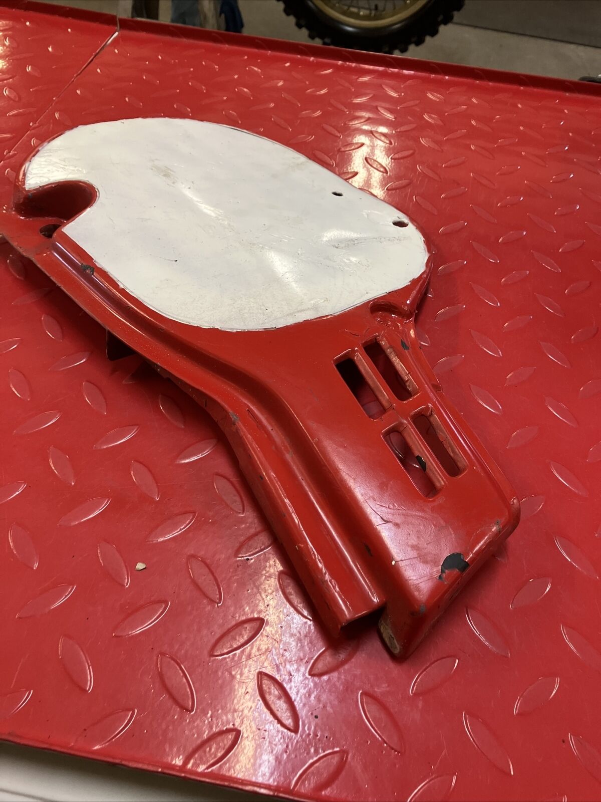 Honda CR250R 1984 left side cover panel number plate