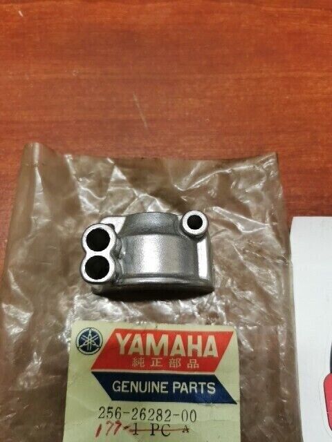 NOS Yamaha 1970 1971 XS1 GRIP UNDER CAP 256-26282-00-00 Y127