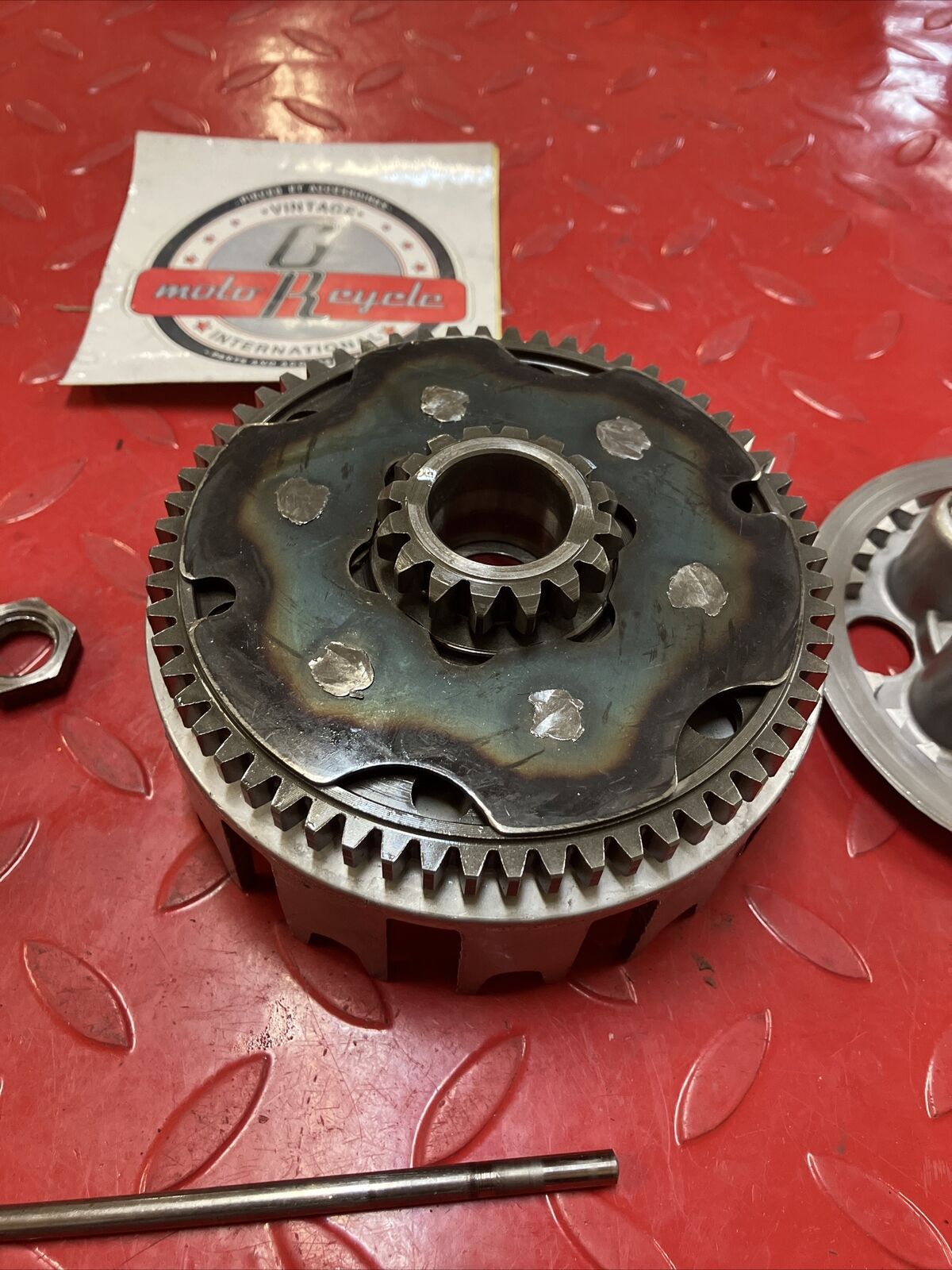 Suzuki RM125 1985 complete clutch basket hub pressure plate 1984 21200-14103