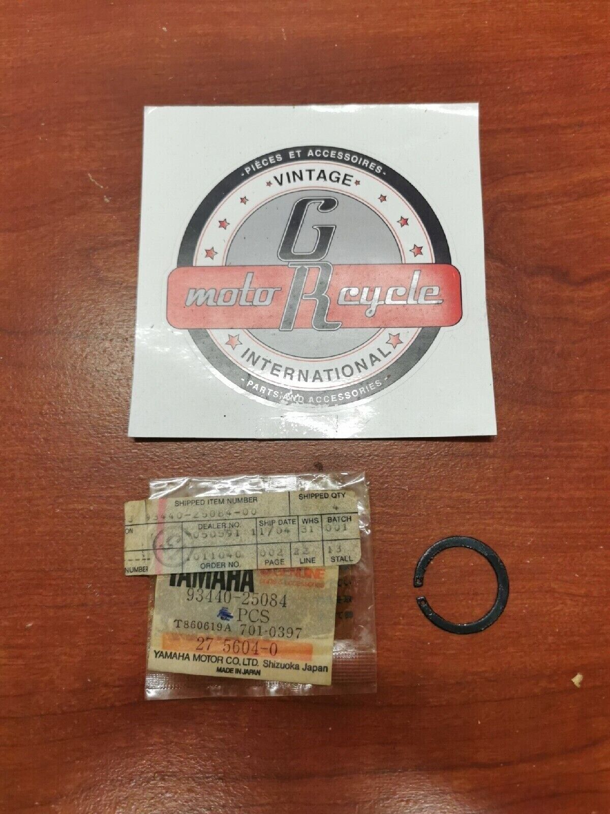 NOS Yamaha CIRCLIP 93440-25084-00 Y68