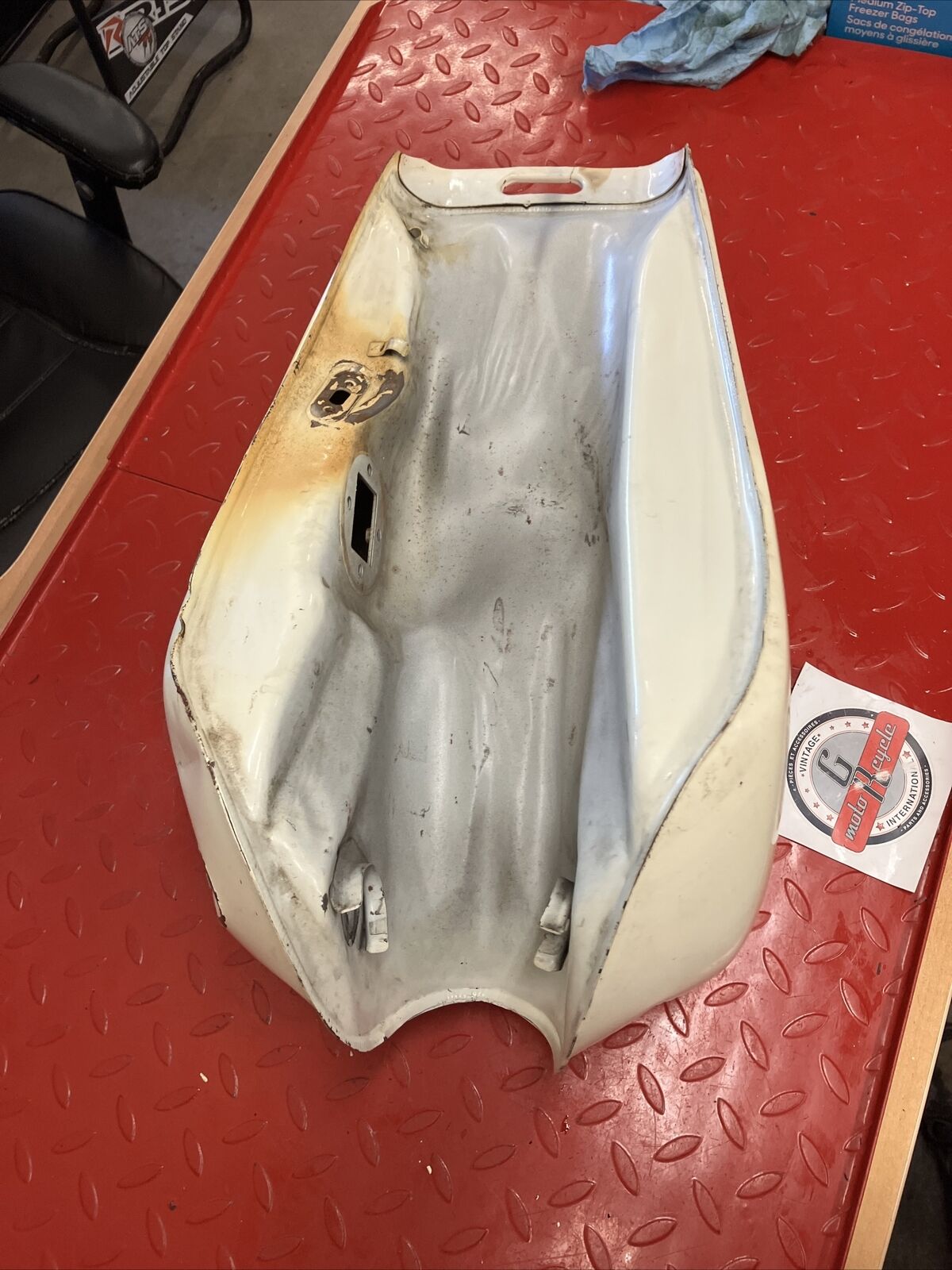 Yamaha XJ550R 1981 Seca 550 Fuel tank gas petrol reservoir