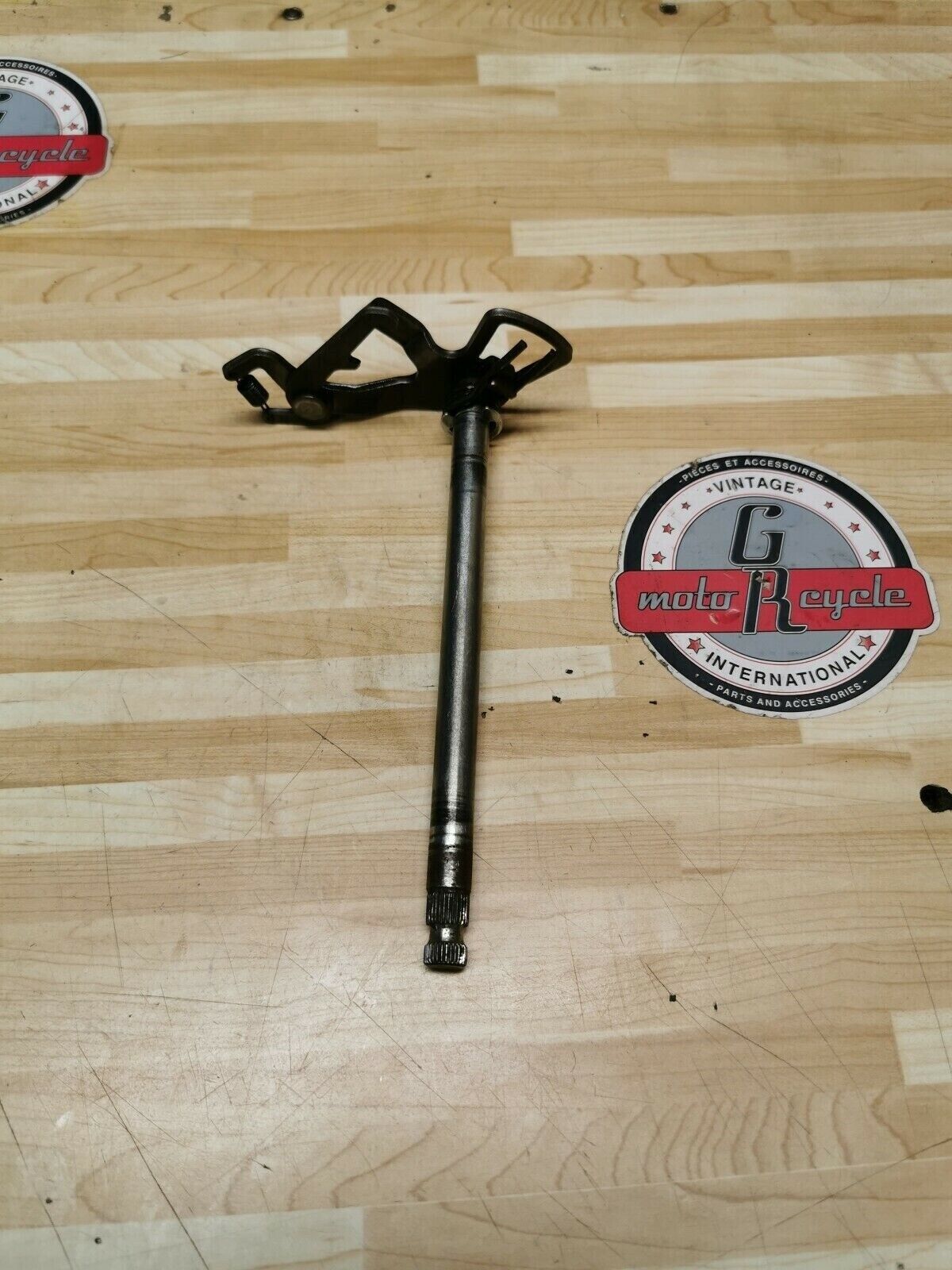 Yamaha TT225 1986 transmission gearshift gear shift shaft 1987