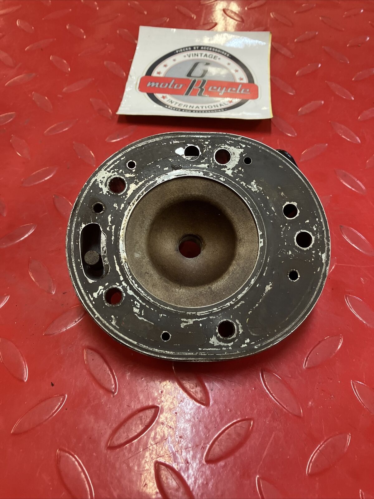 Yamaha DT200 1984 cylinder head jug barrel cover