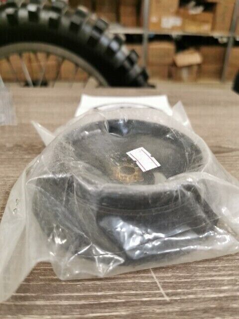 NEW NOS YAMAHA OUTBOARD FT9 9H DEFLECTOR RING 6G8-45986-00-00 Y113