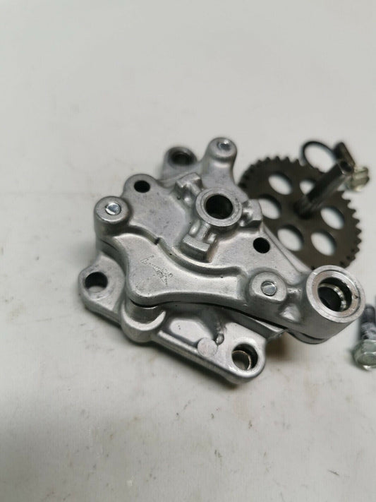 Honda XR350R 1984 Oil pump XL350R 15100-KF0-010 15100-KG0-305