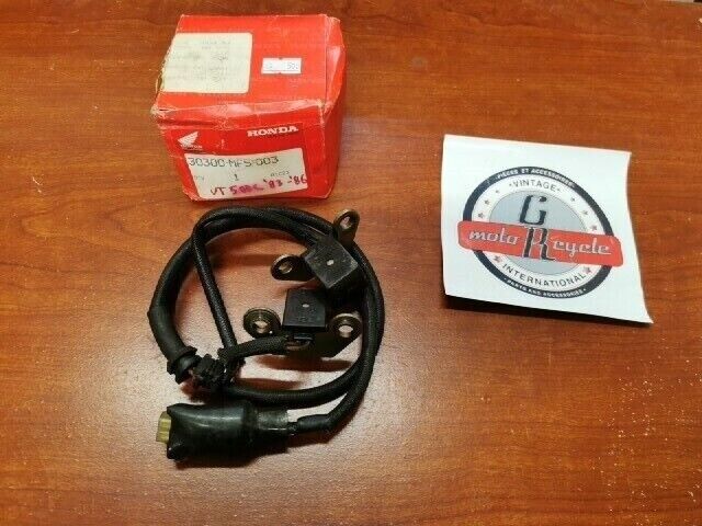 NOS Honda VT500 PULSE GENERATOR 30300-MF5-003 H97