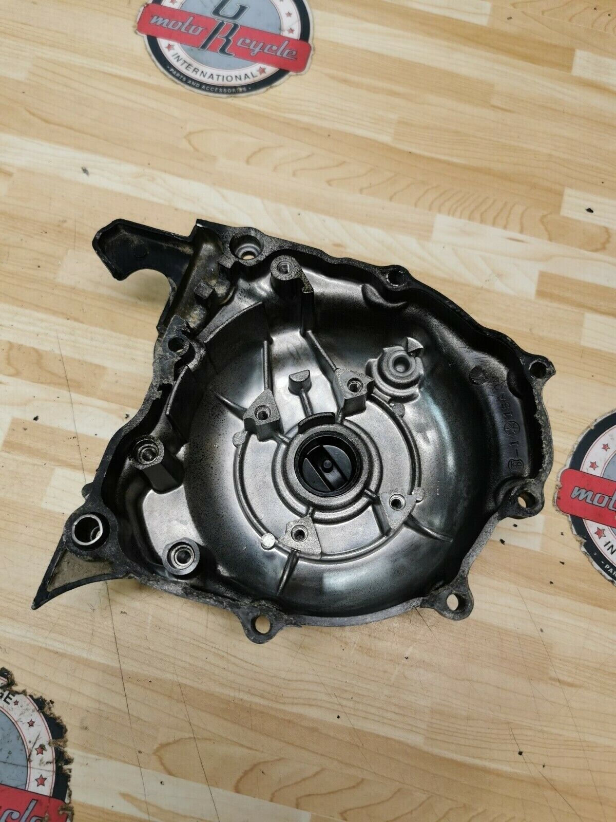 Yamaha XT200 1982 left crankcase cover stator alternator generator cover