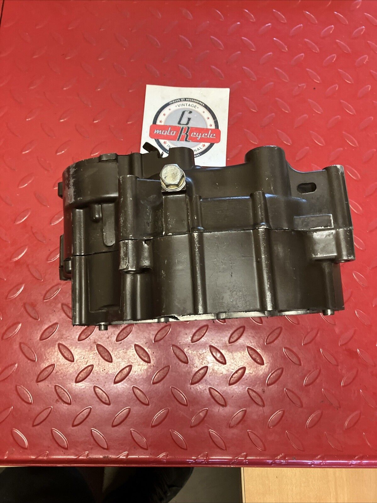 Honda MT125 1975 Left right crankcase set 1974