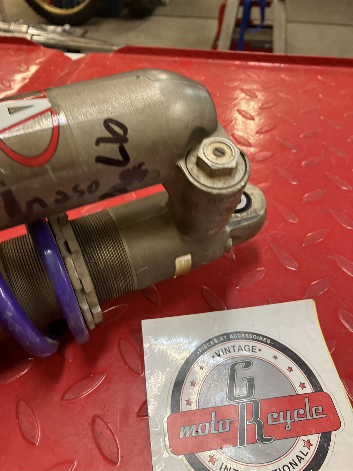 Suzuki RM250 1997 rear shock absorber damper cushion SH1