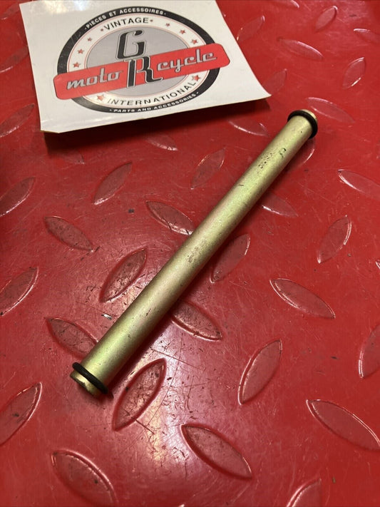 Yamaha RD400 1977 engine motor mount spacer collar 1976 1979