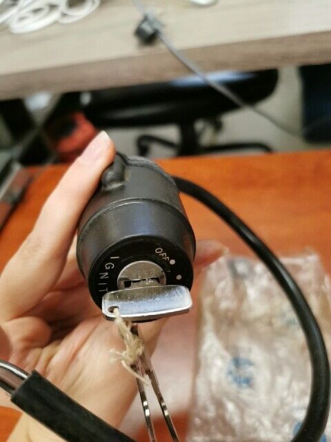 NOS Yamaha 1974 DT250 DT360 MAIN IGNITION SWITCH 438-82508-20-00 Y109